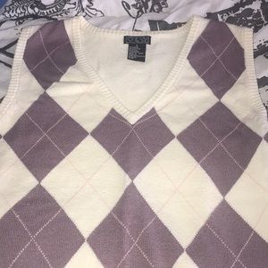 Sleeveless sweater